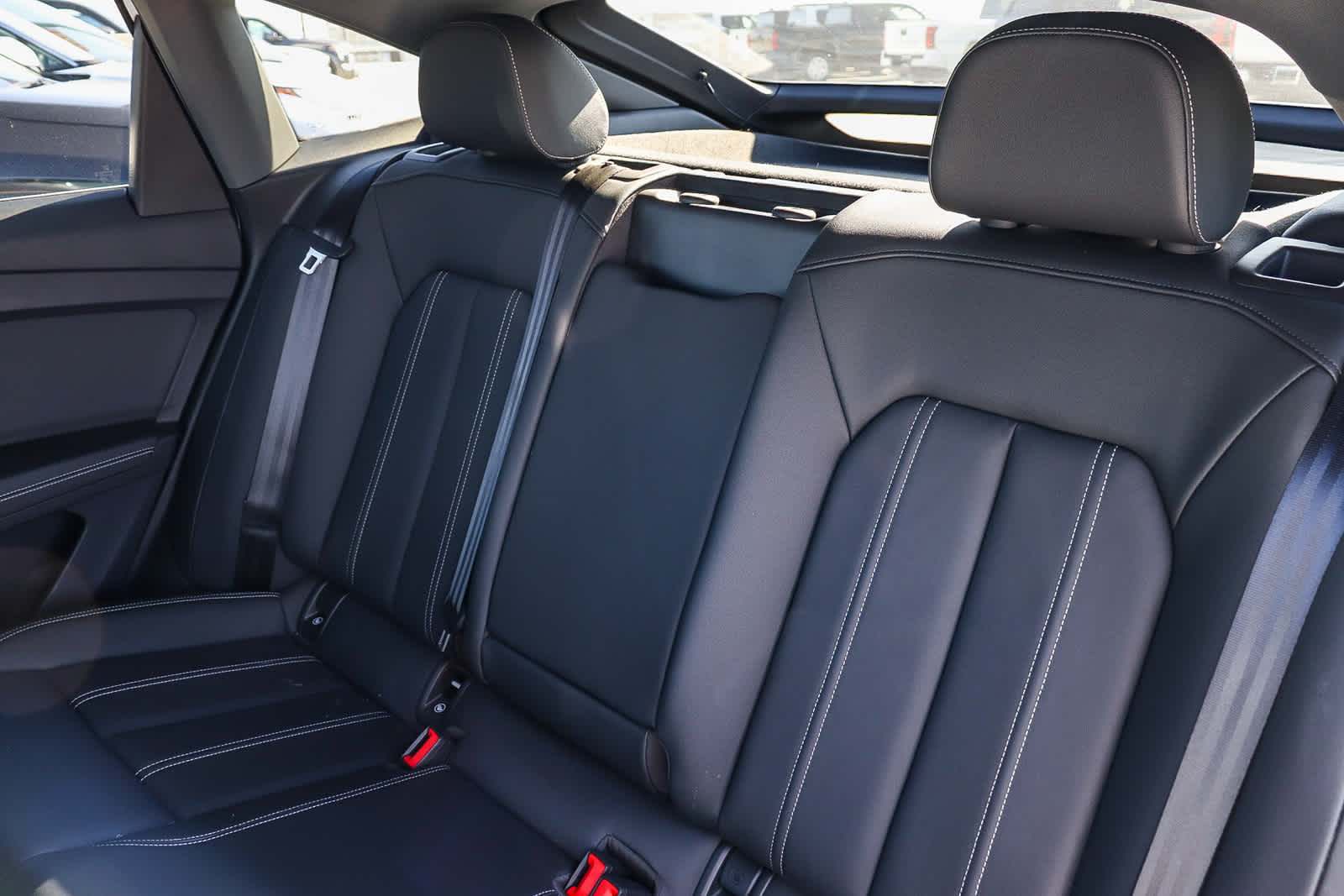 Thumbnail: 2023 Audi Q4 e-tron - 24