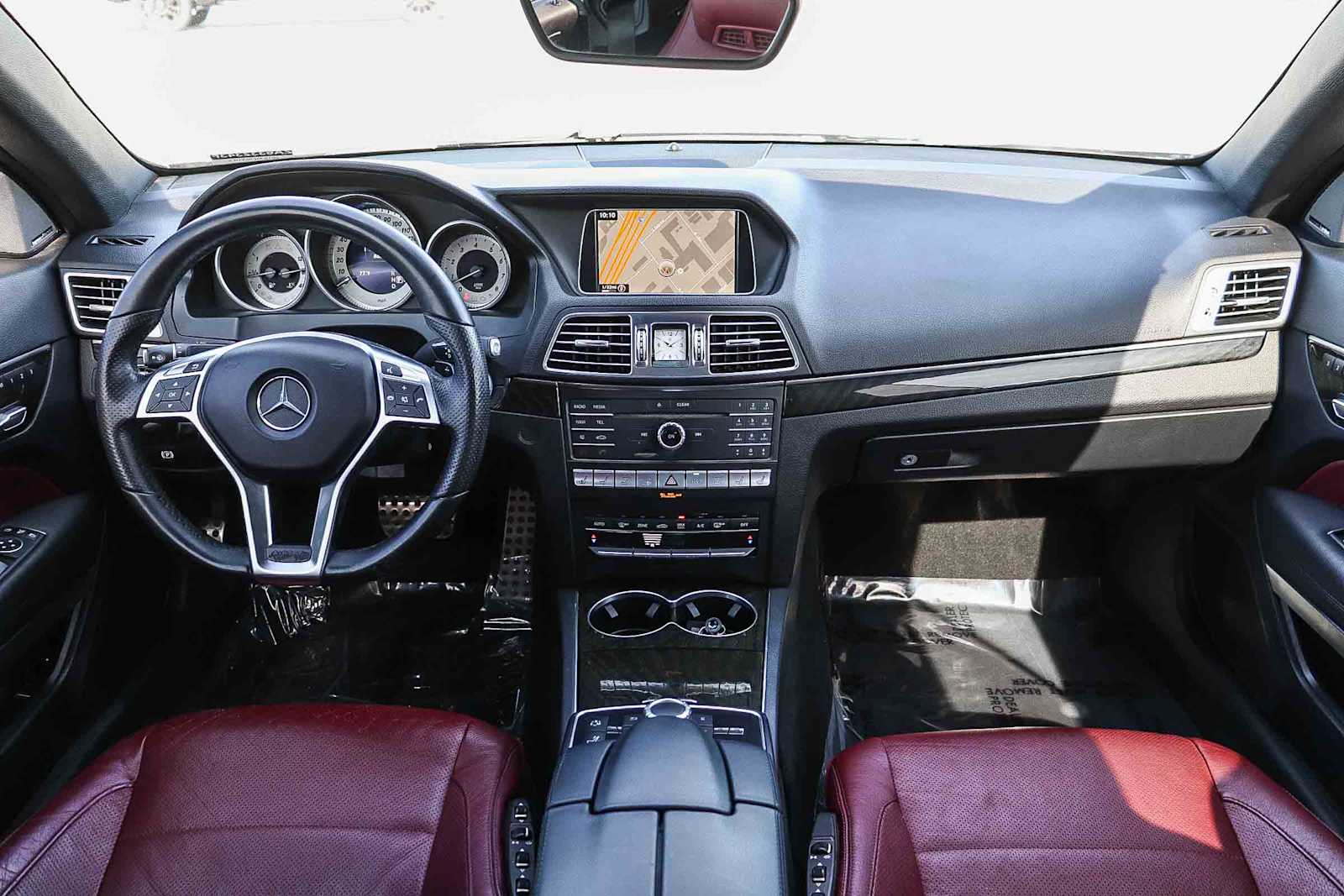 Thumbnail: 2016 Mercedes-Benz E-Class - 22