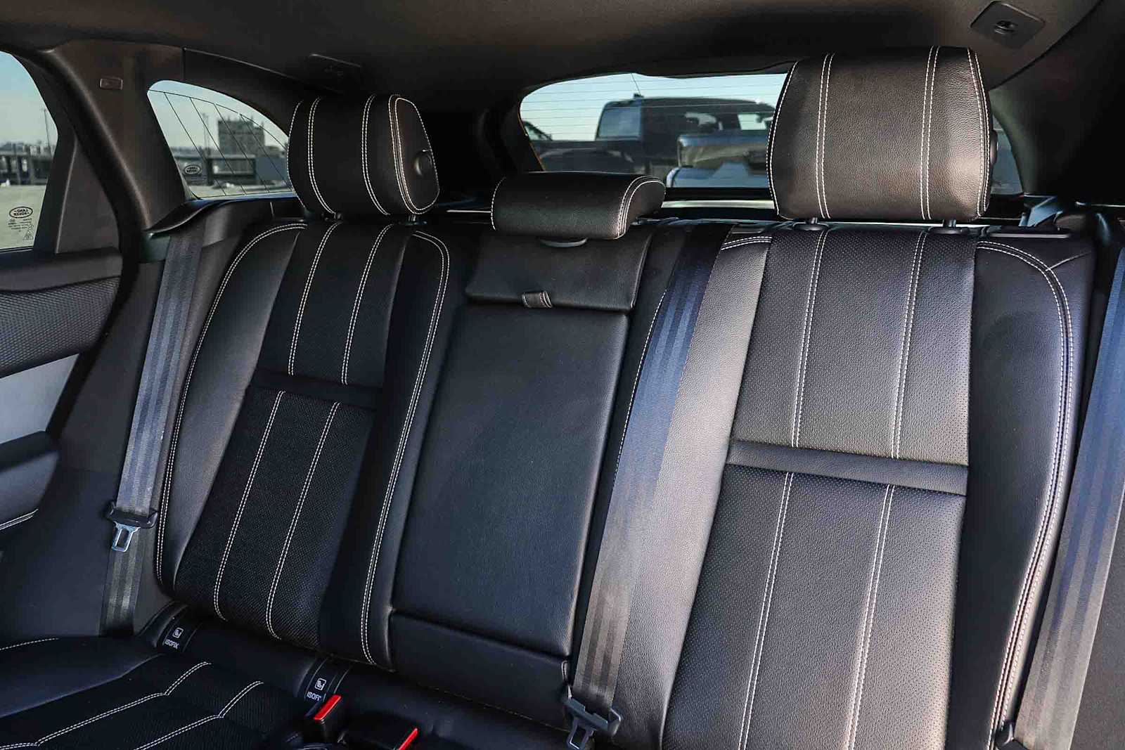 Thumbnail: 2020 Land Rover Range Rover Velar - 25