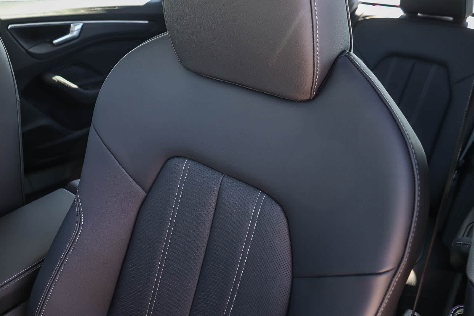 Thumbnail: 2026 Audi A6 - 35