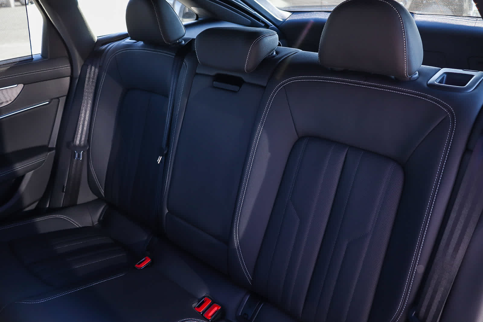 Thumbnail: 2025 Audi A6 - 25