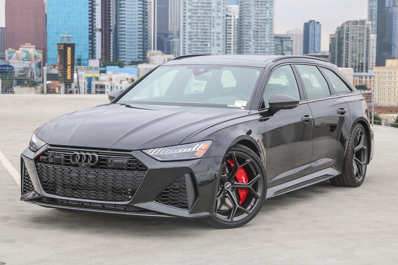 2025 Audi RS 6 performance -
                  Los Angeles, CA