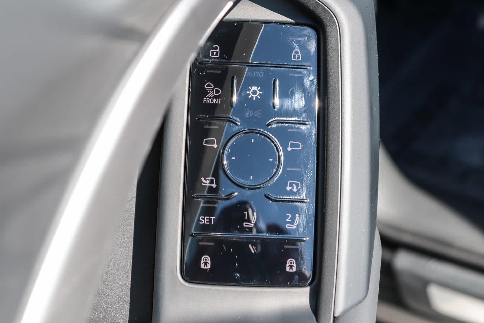 Thumbnail: 2025 Audi Q5 - 28