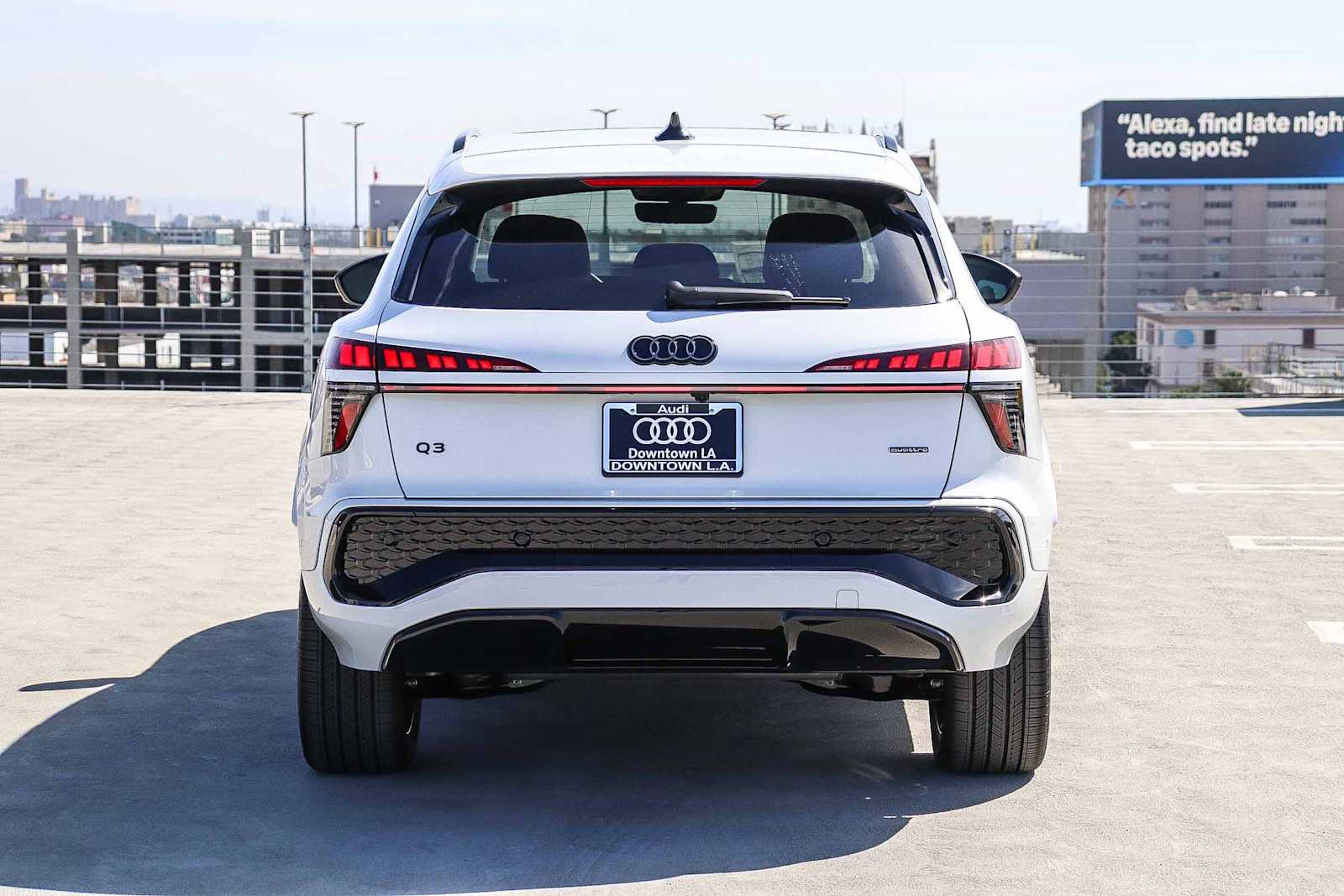 Thumbnail: 2026 Audi Q3 - 5