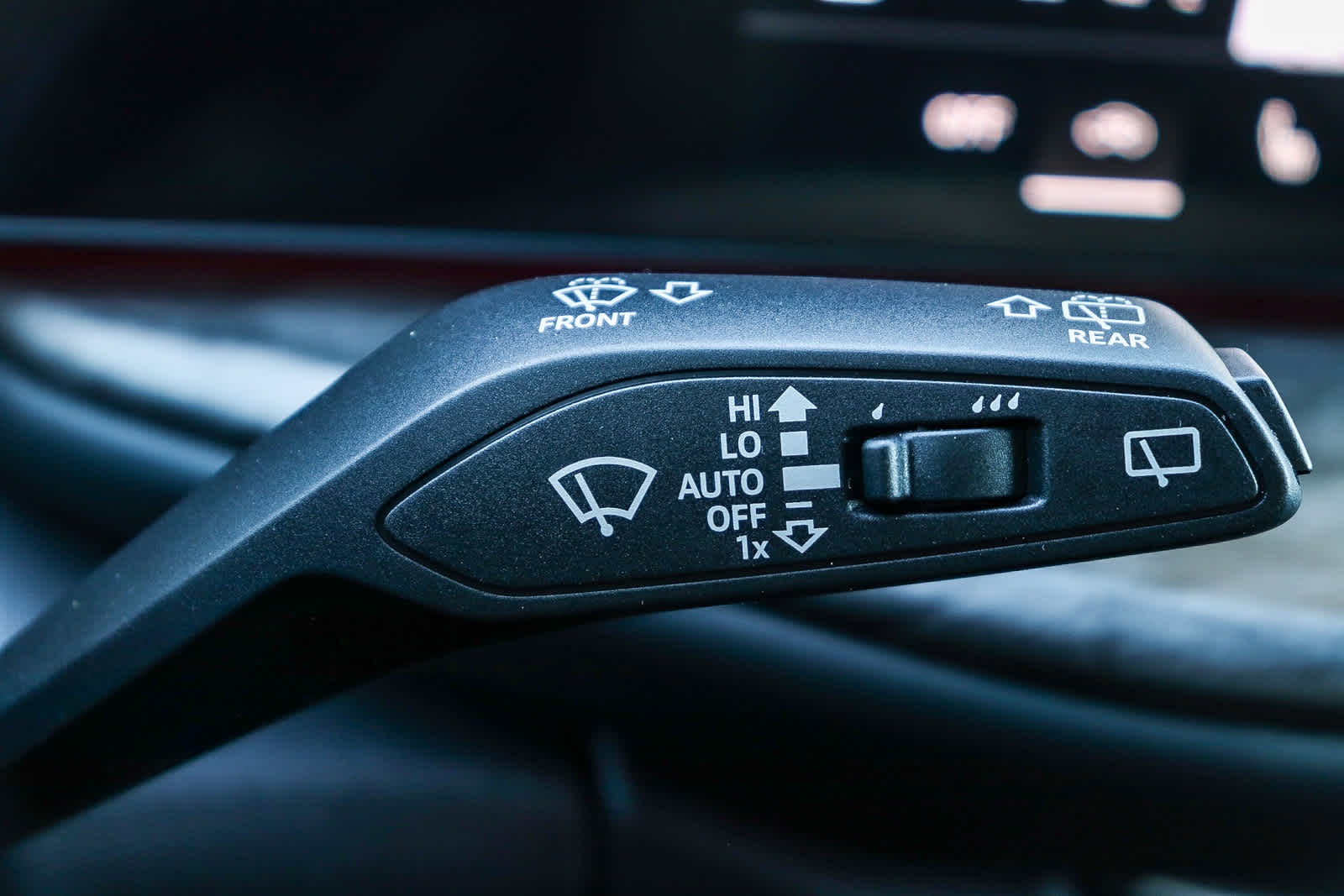 Thumbnail: 2025 Audi Q5 - 30