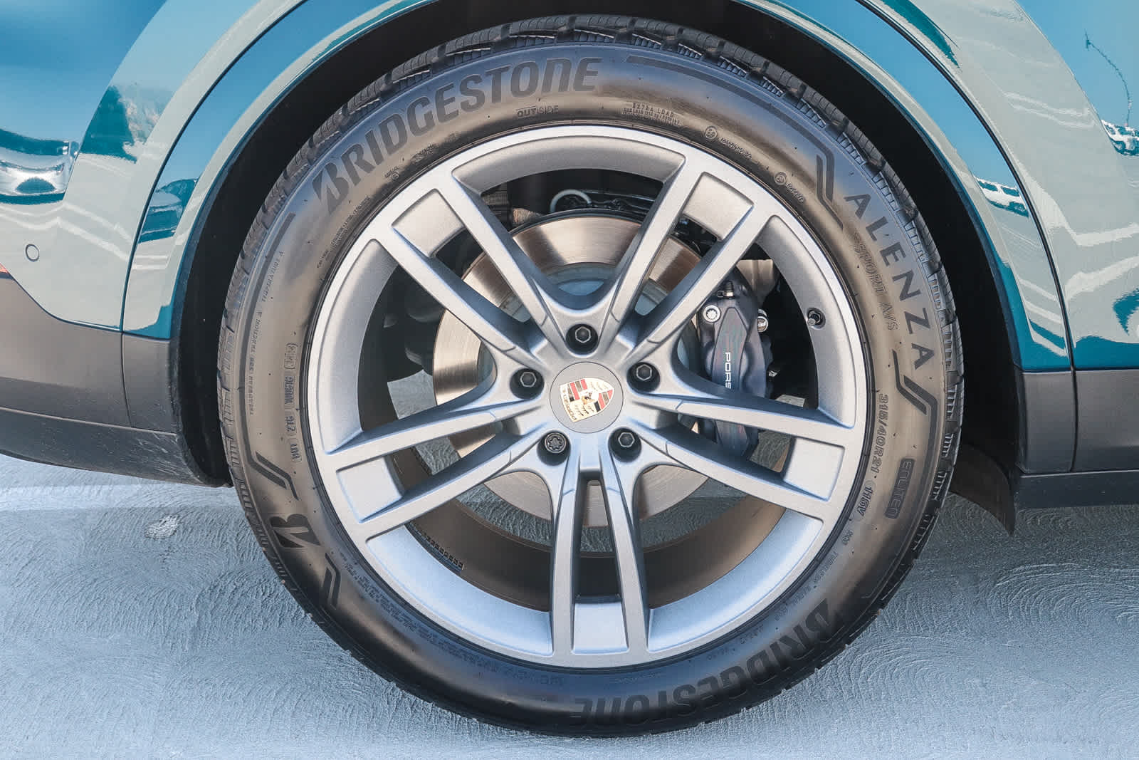 Thumbnail: 2025 Porsche  - 13