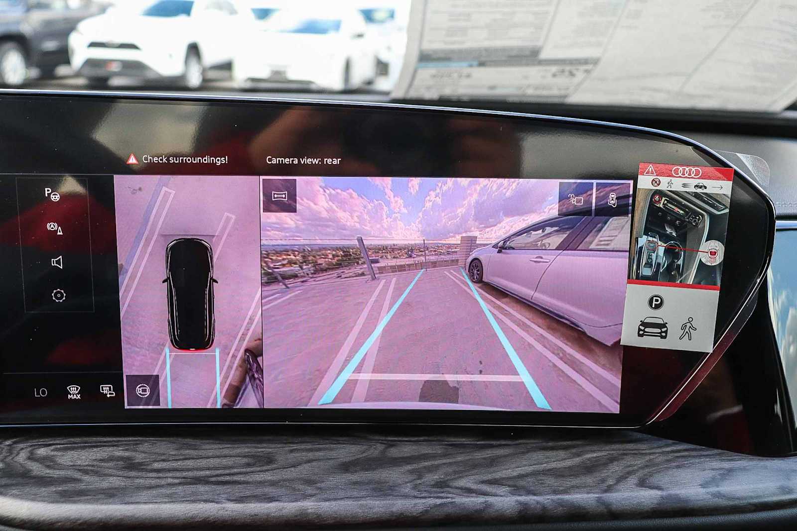 Thumbnail: 2025 Audi Q5 - 33