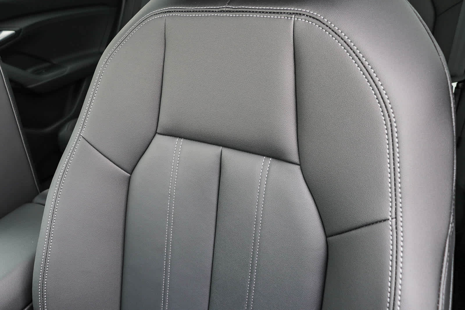 Thumbnail: 2025 Audi Q6 e-tron - 32