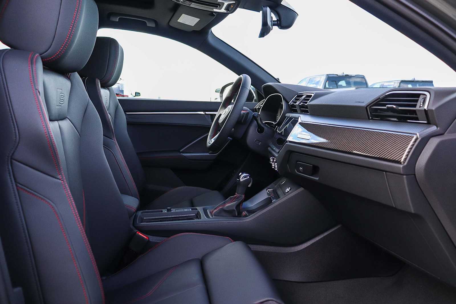 Thumbnail: 2025 Audi Q3 - 22