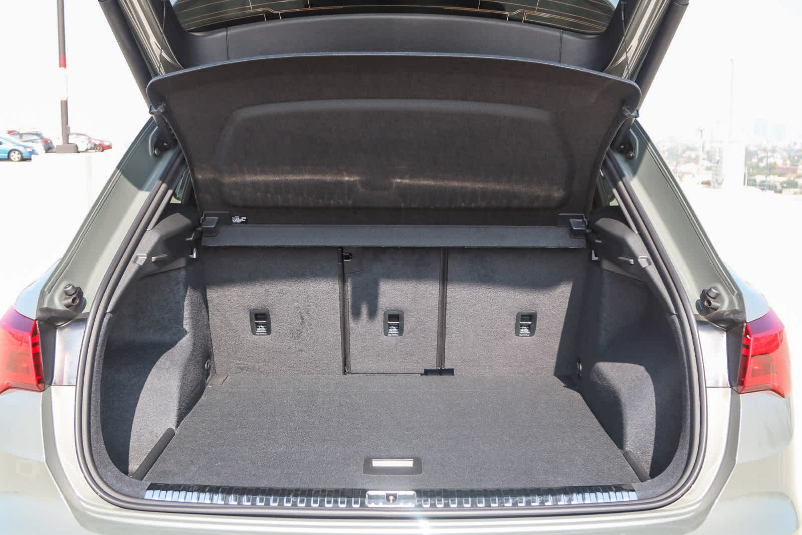 Thumbnail: 2025 Audi Q3 - 45