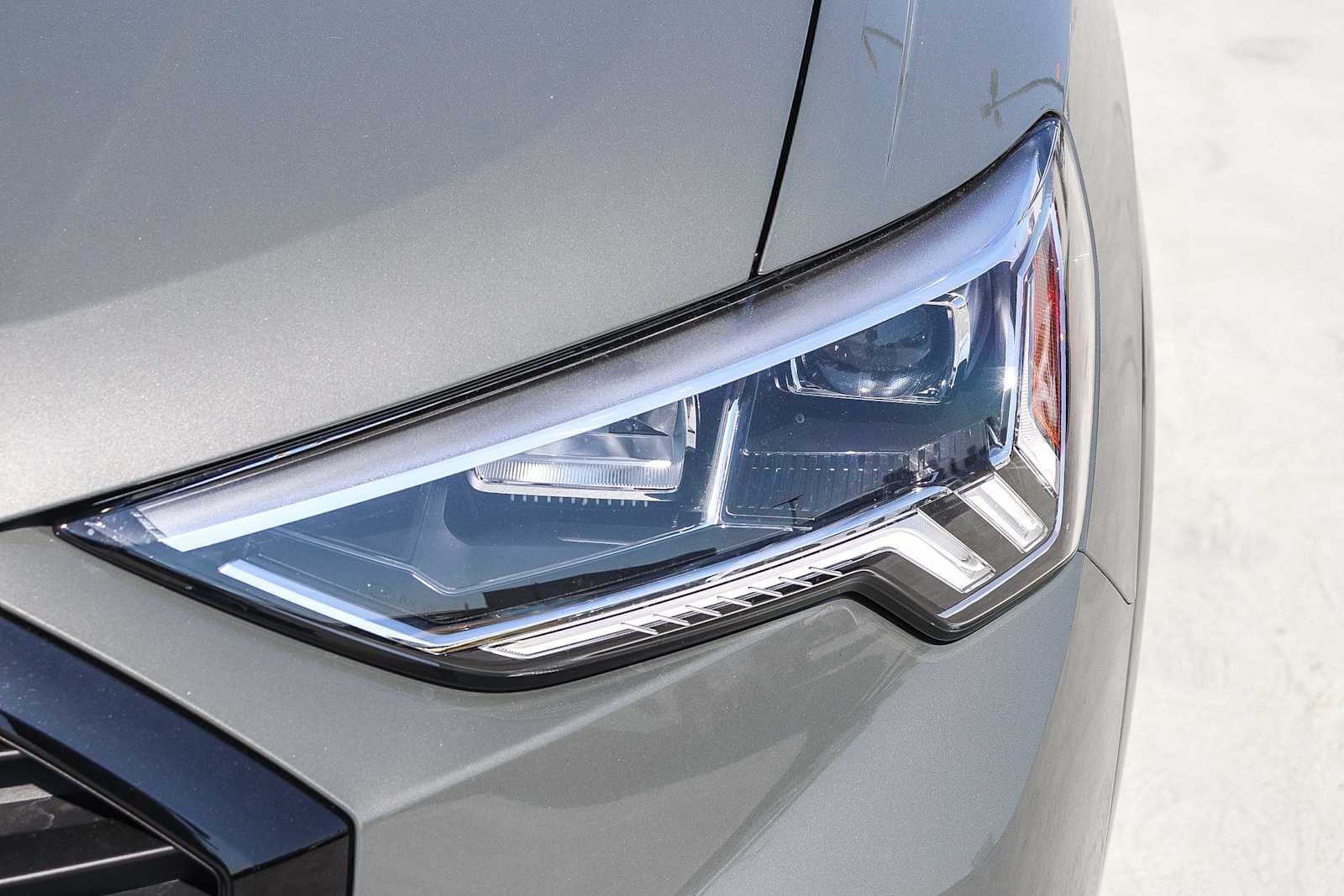 Thumbnail: 2025 Audi Q3 - 9