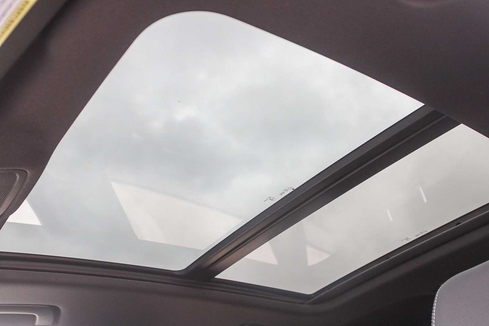 Thumbnail: 2025 Audi Q3 - 40