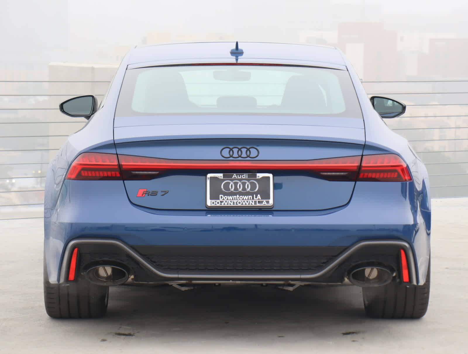 Thumbnail: 2025 Audi RS 7 - 9