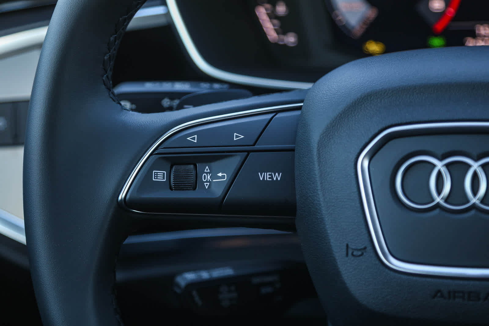 Thumbnail: 2025 Audi Q3 - 23