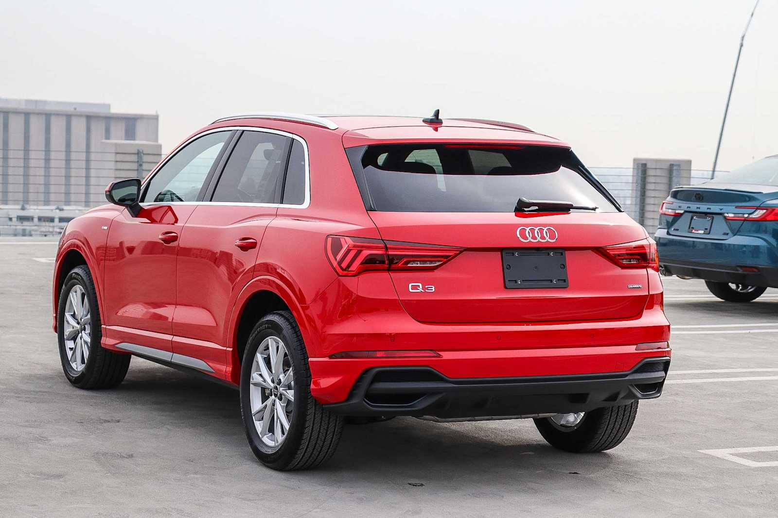 Thumbnail: 2025 Audi Q3 - 6