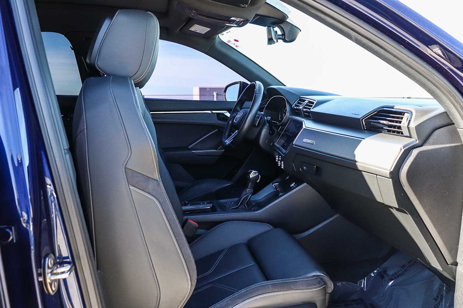 Thumbnail: 2021 Audi Q3 - 23