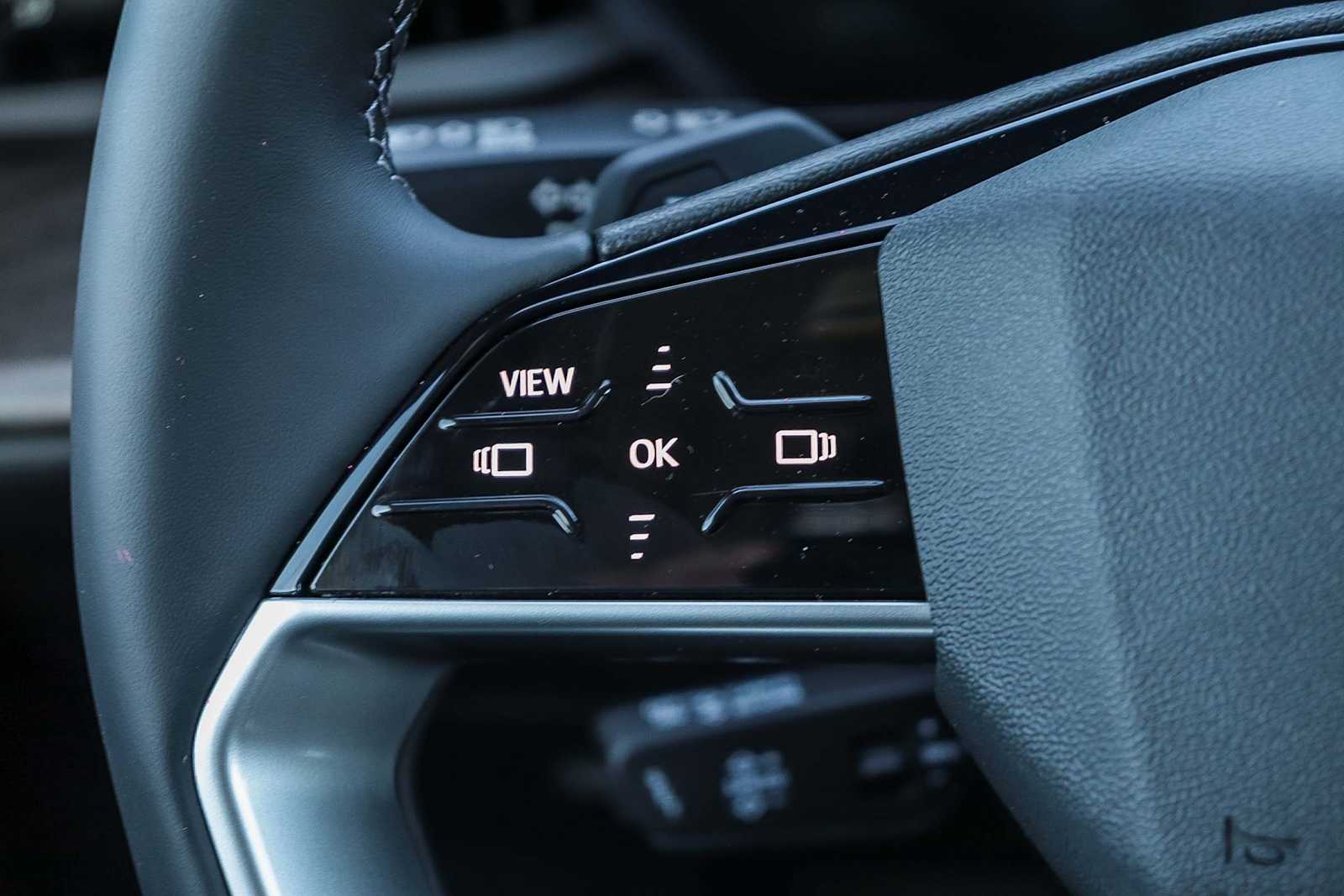 Thumbnail: 2025 Audi Q5 - 18