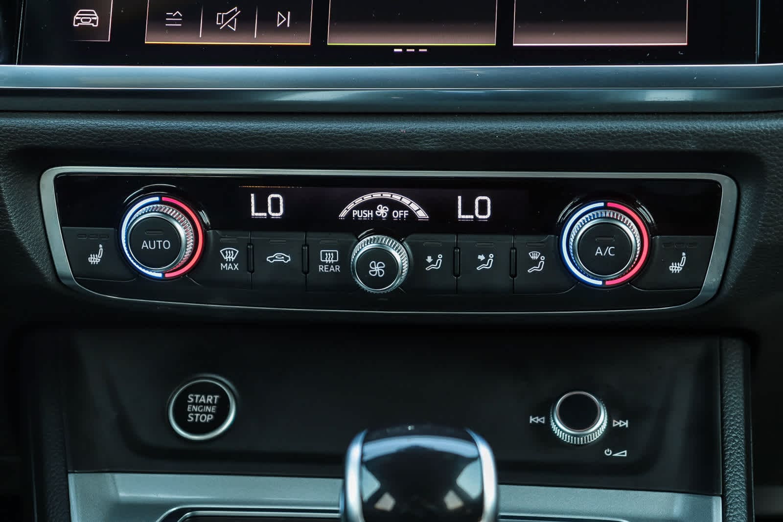 Thumbnail: 2023 Audi Q3 - 16