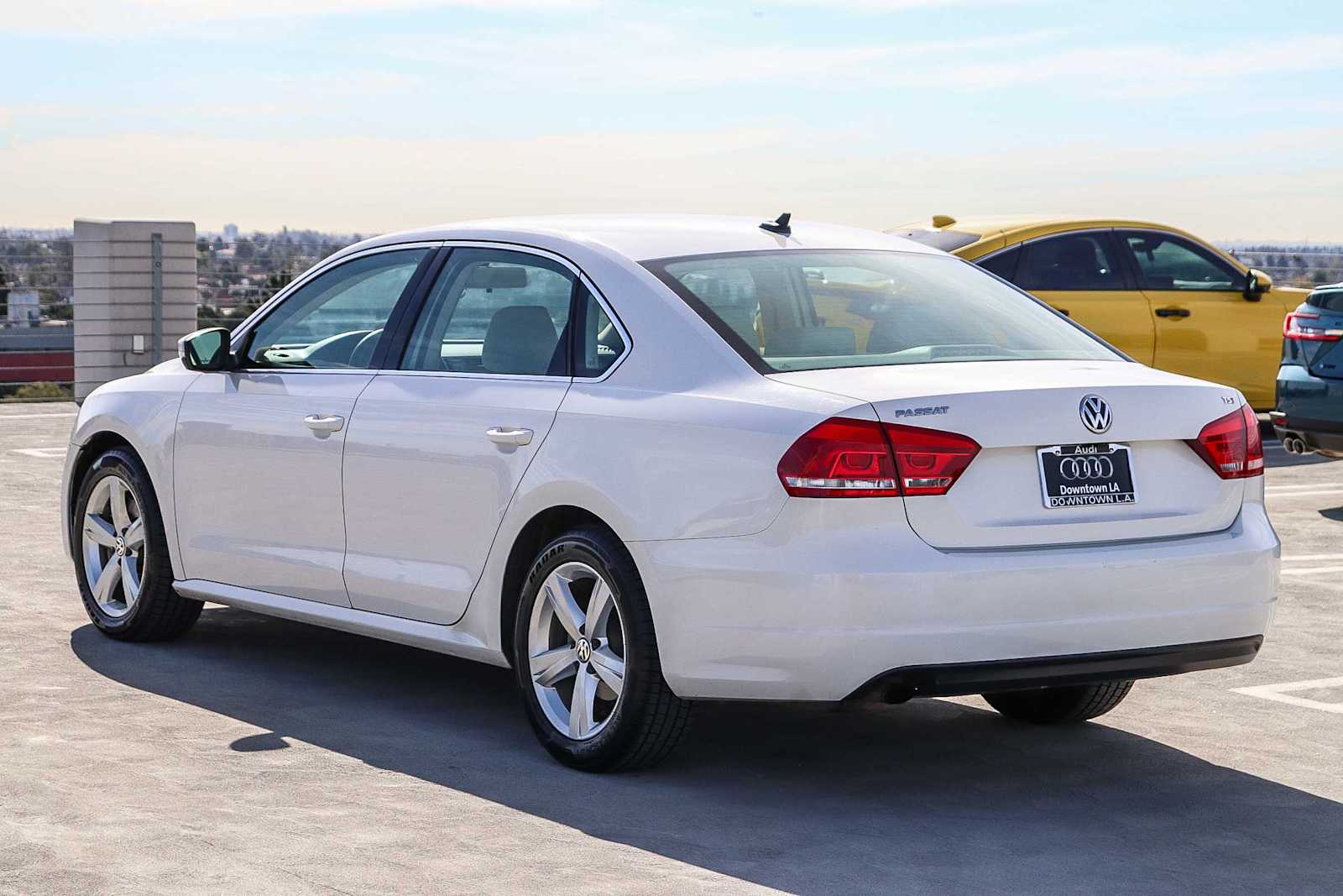 Thumbnail: 2015 Volkswagen Passat - 6