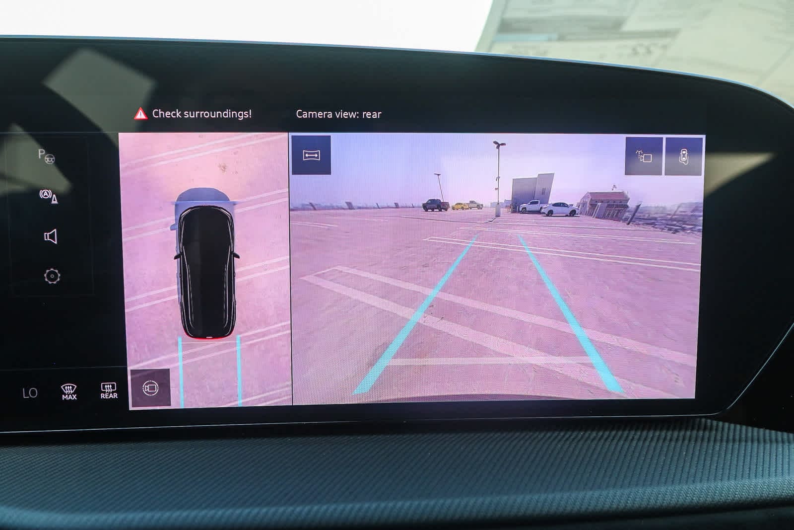 Thumbnail: 2025 Audi SQ5 - 37