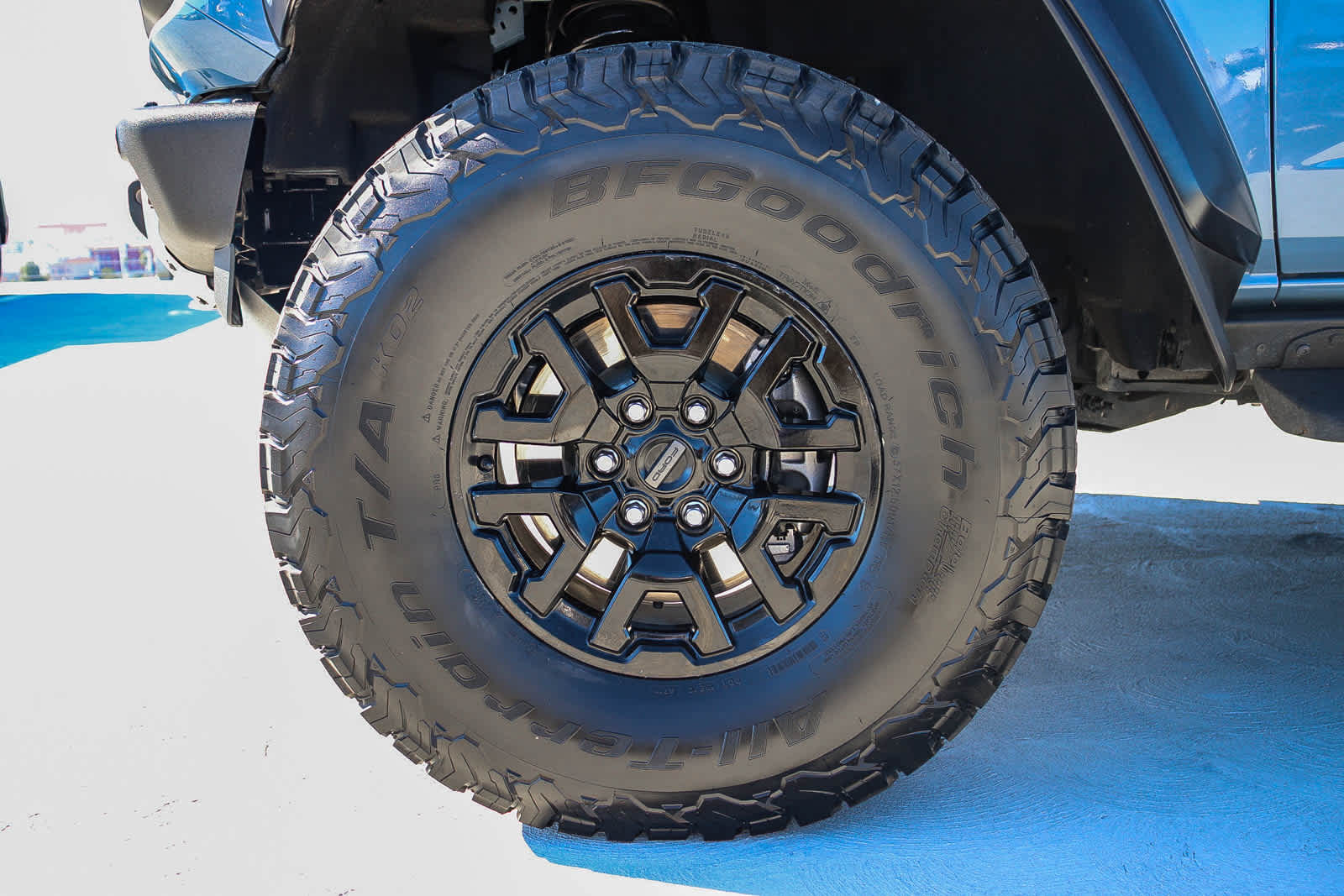 Thumbnail: 2023 Ford Bronco - 15