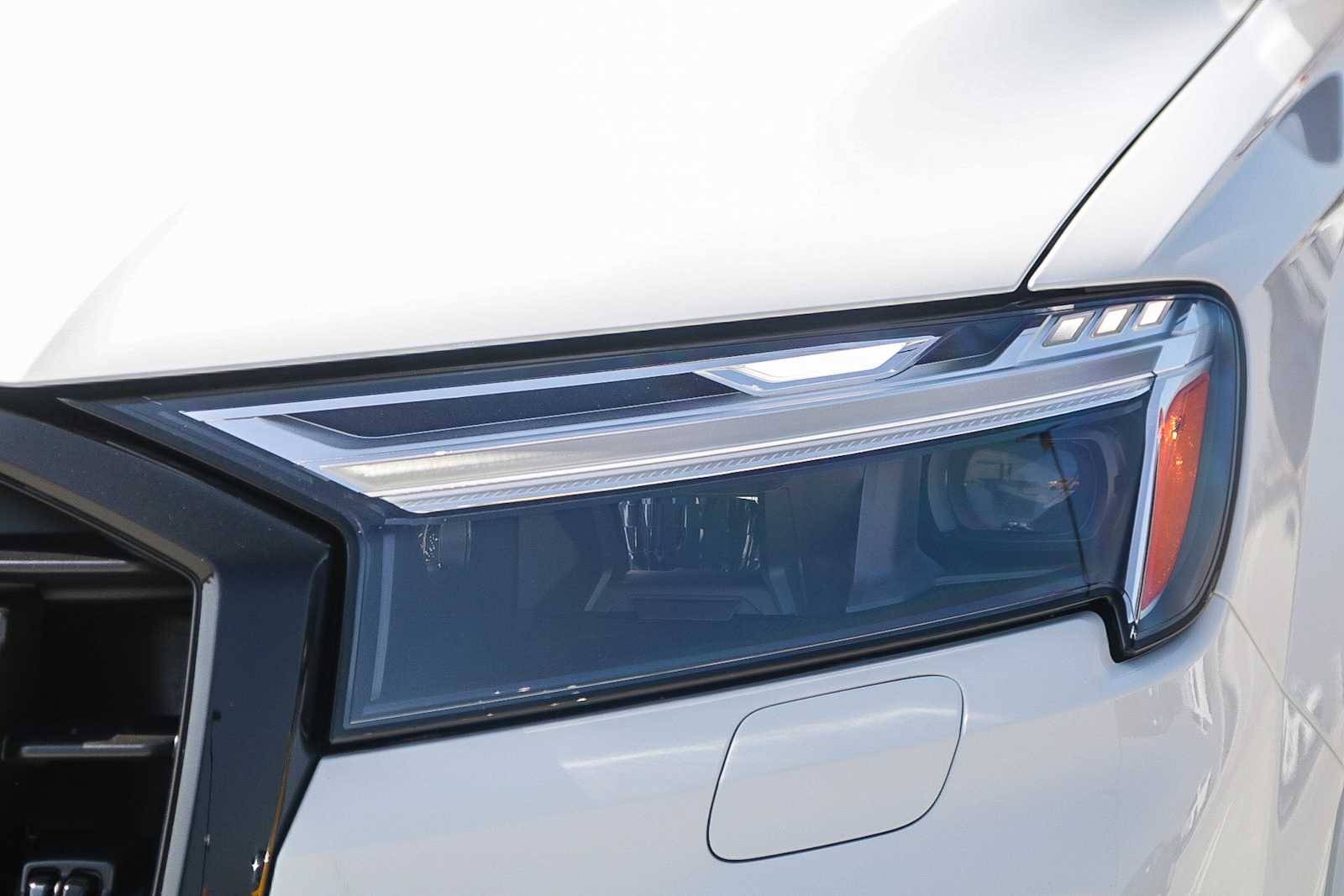 Thumbnail: 2025 Audi Q7 - 4