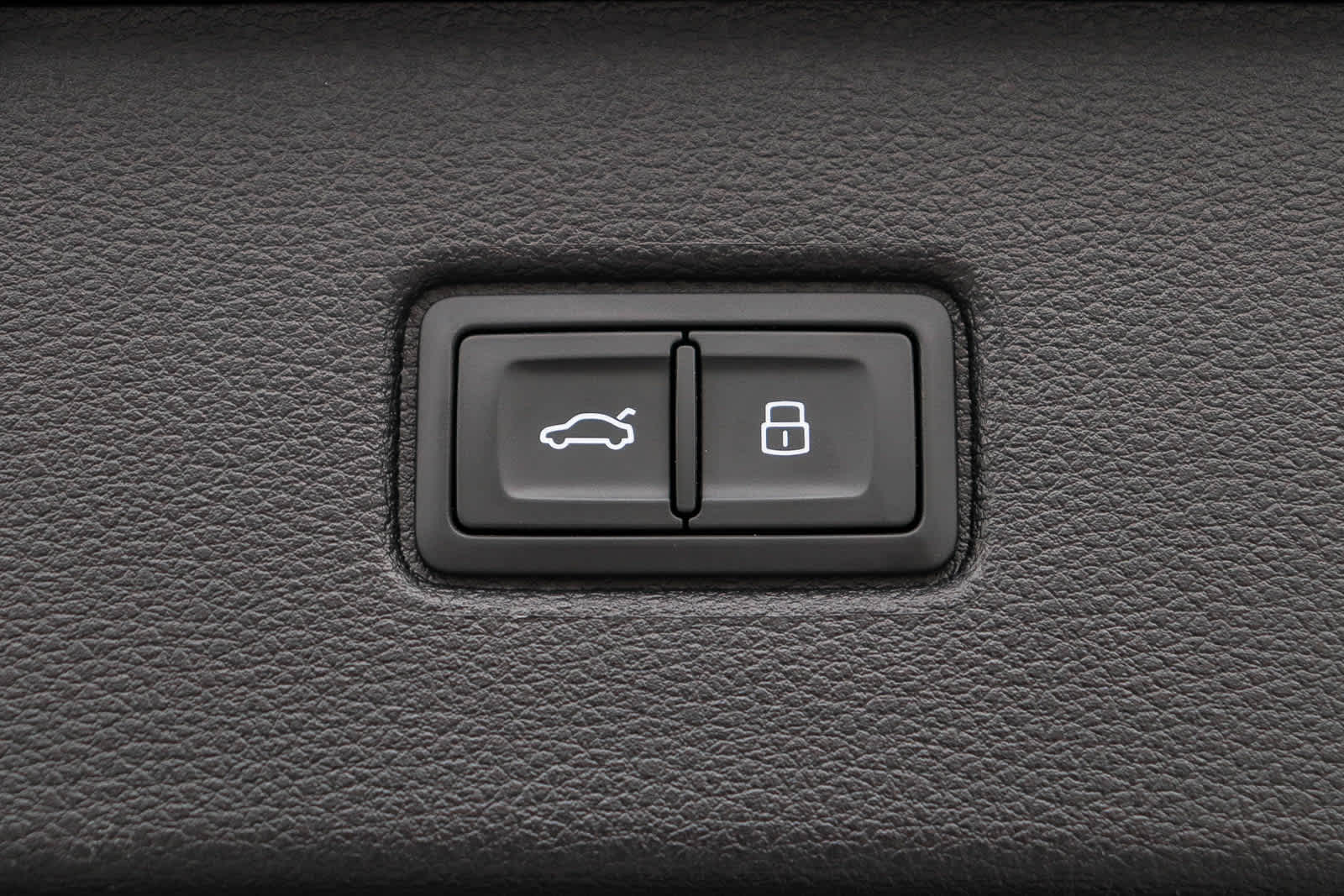 Thumbnail: 2023 Audi Q7 - 37