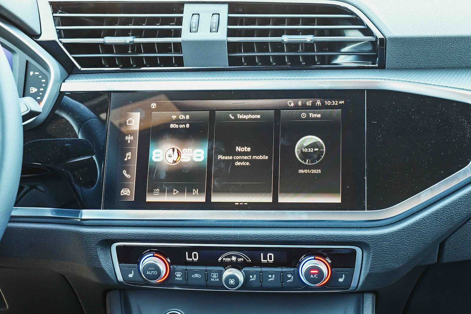 Thumbnail: 2025 Audi Q3 - 15