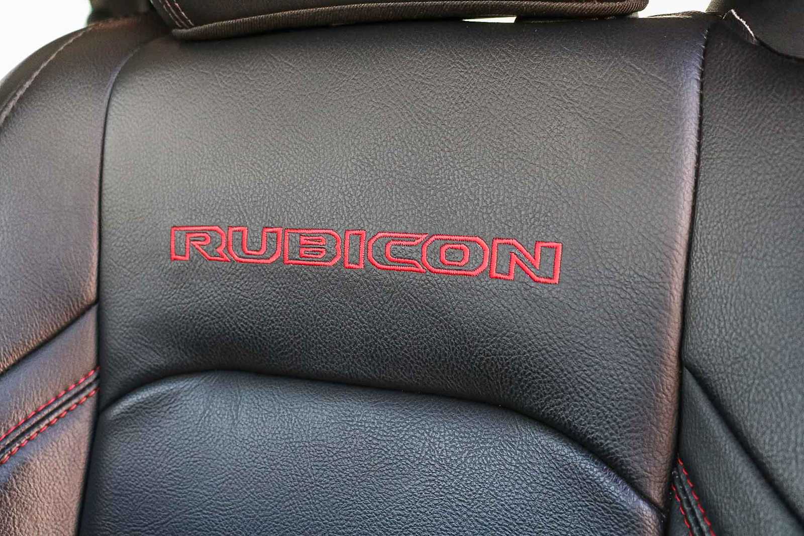 Thumbnail: 2018 Jeep Wrangler - 44