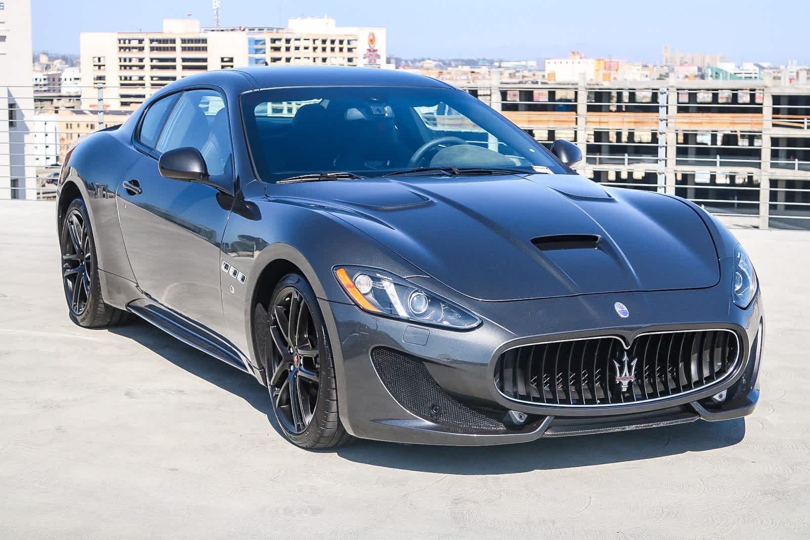 Thumbnail: 2017 Maserati GranTurismo - 3