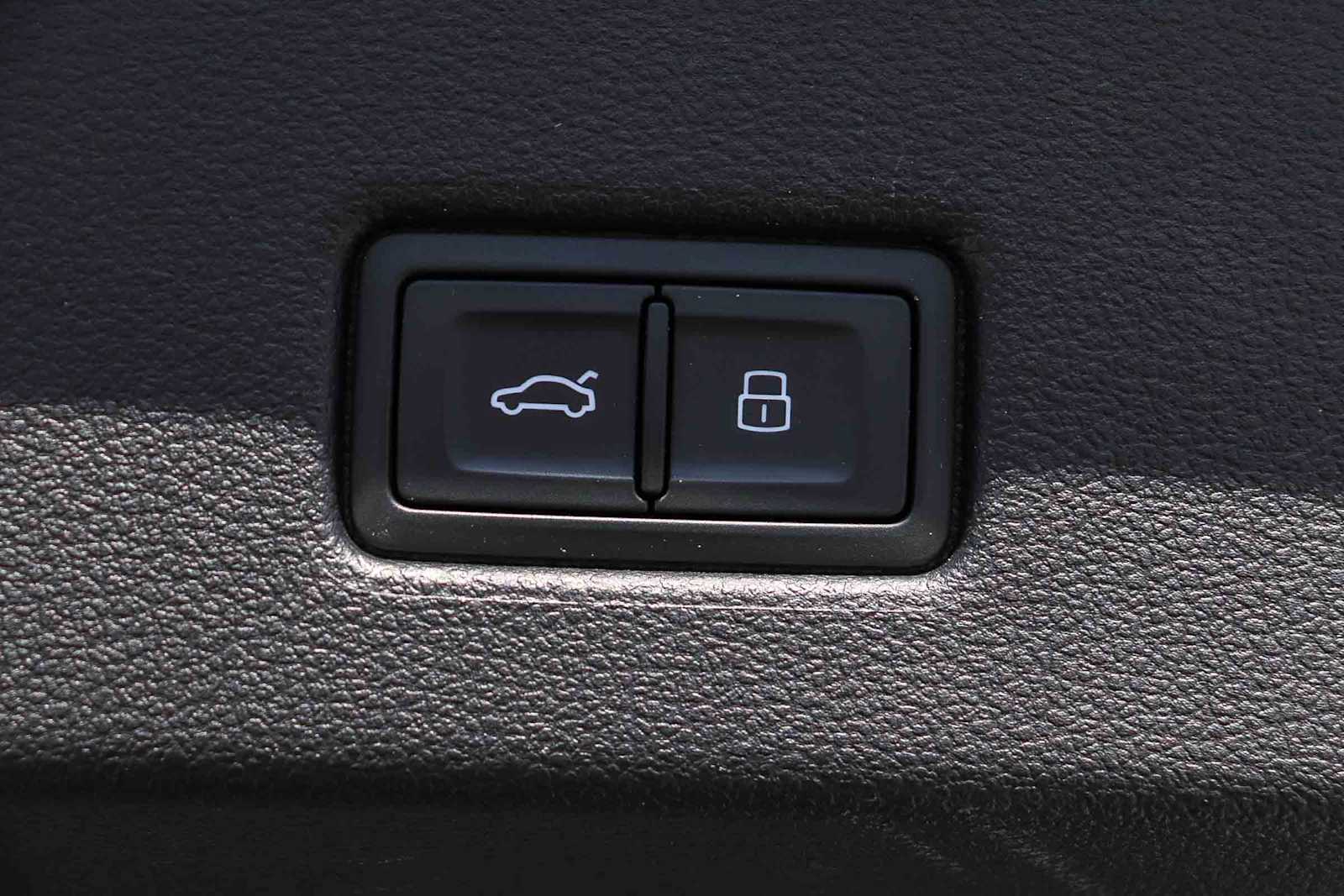 Thumbnail: 2023 Audi RS 7 - 39