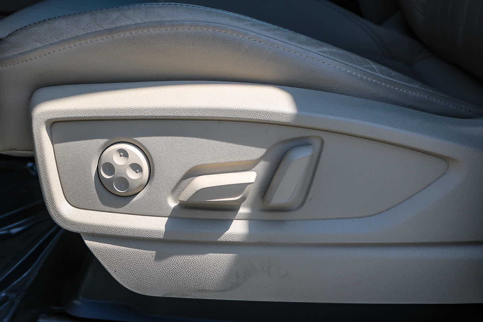 2024 Audi Q5 e Premium 22