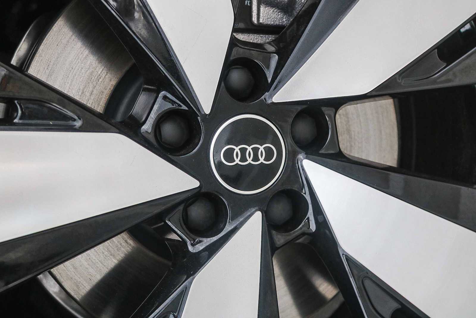 Thumbnail: 2025 Audi A5 - 15