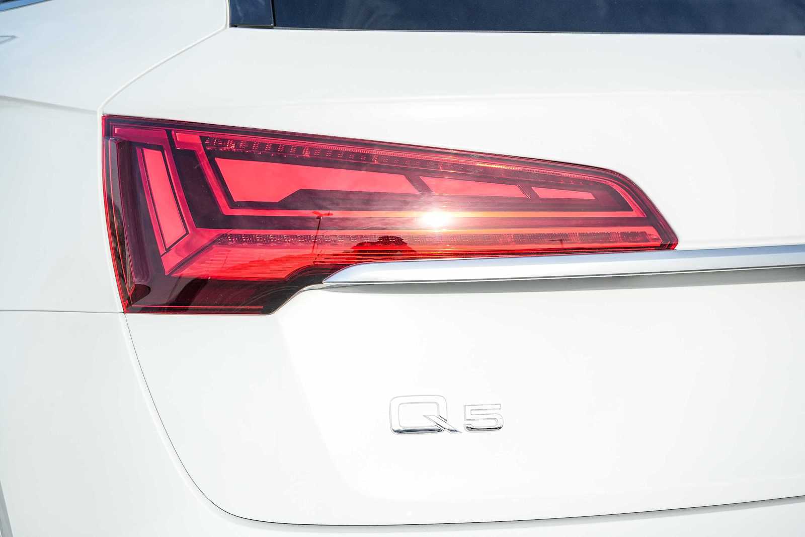 Thumbnail: 2023 Audi Q5 - 10