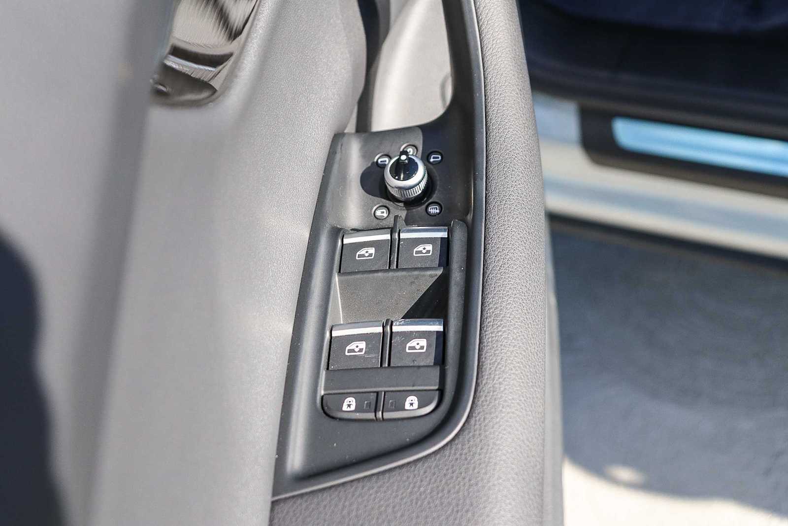 Thumbnail: 2025 Audi Q7 - 29