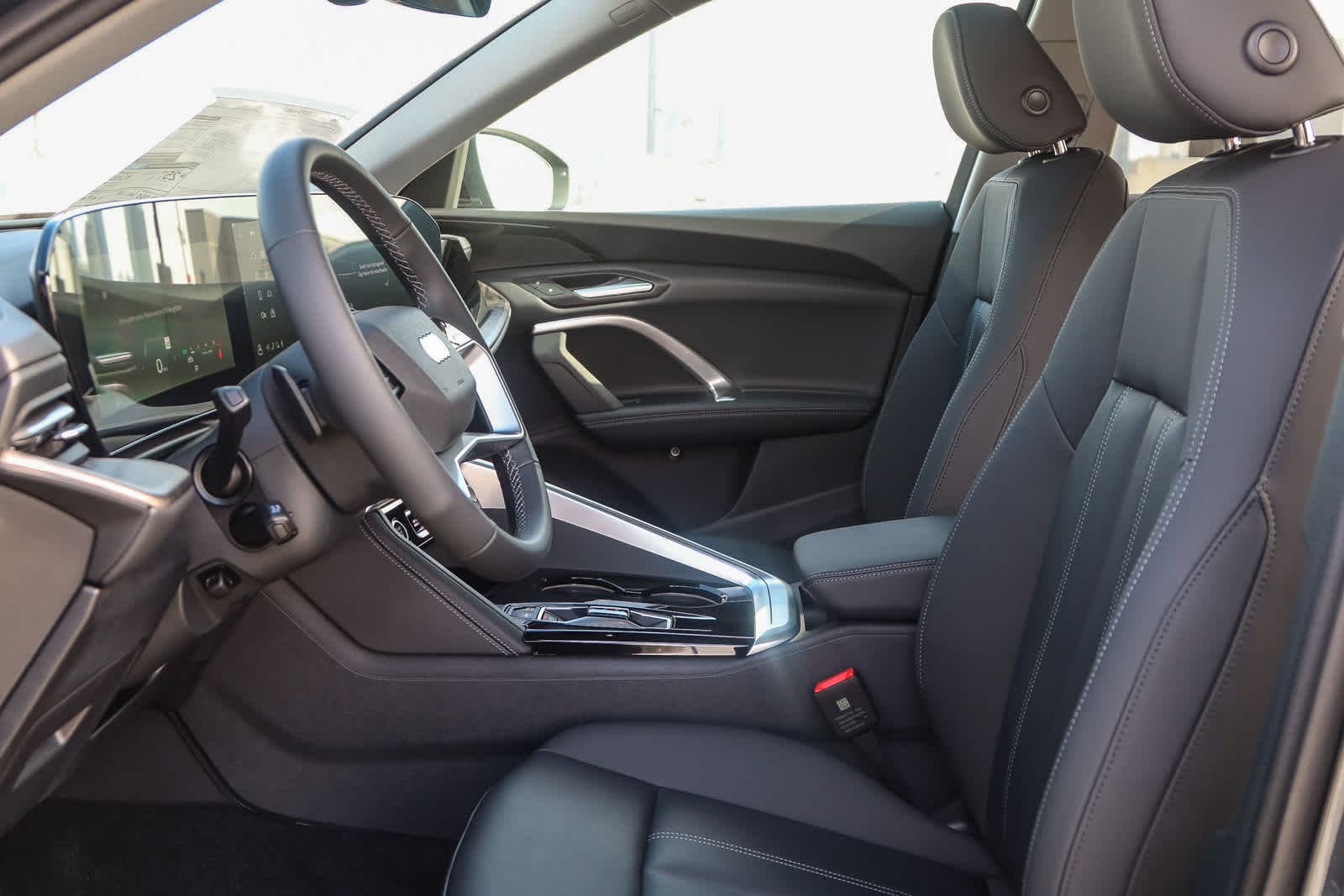 Thumbnail: 2025 Audi Q5 - 24