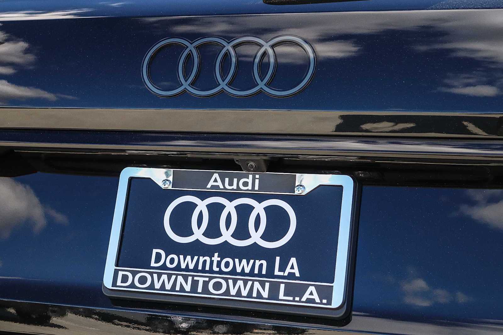 Thumbnail: 2026 Audi Q7 - 11