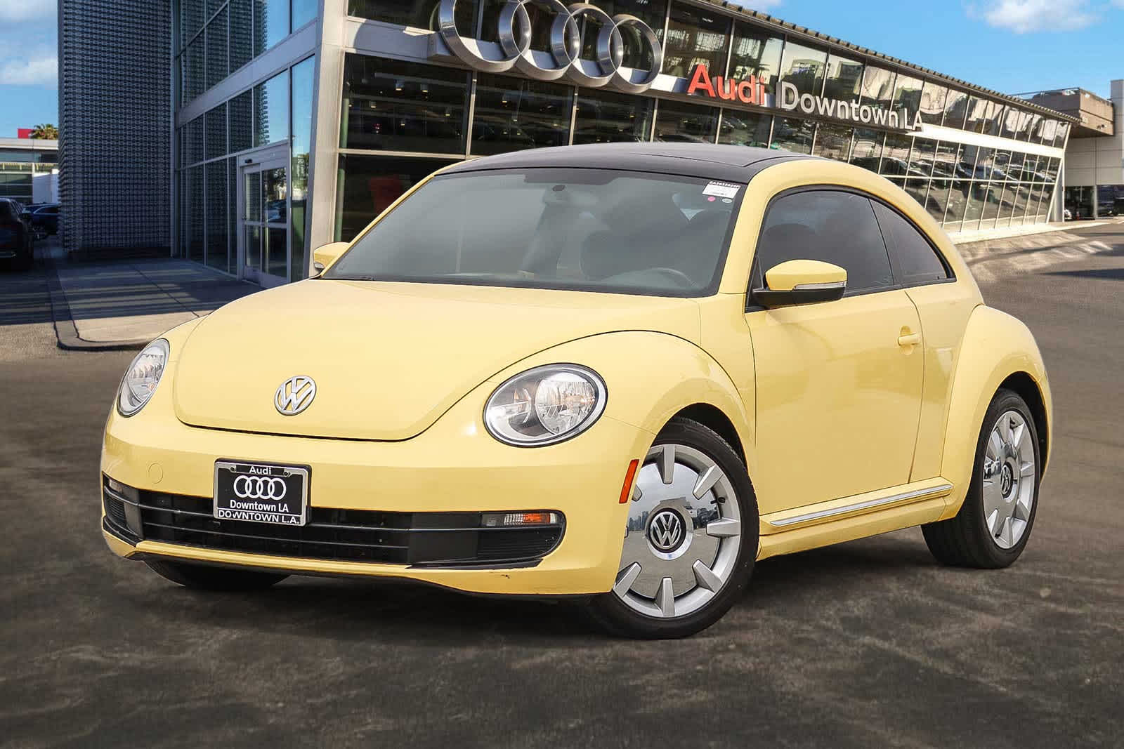 2012 Volkswagen Beetle S -
                  Los Angeles, CA