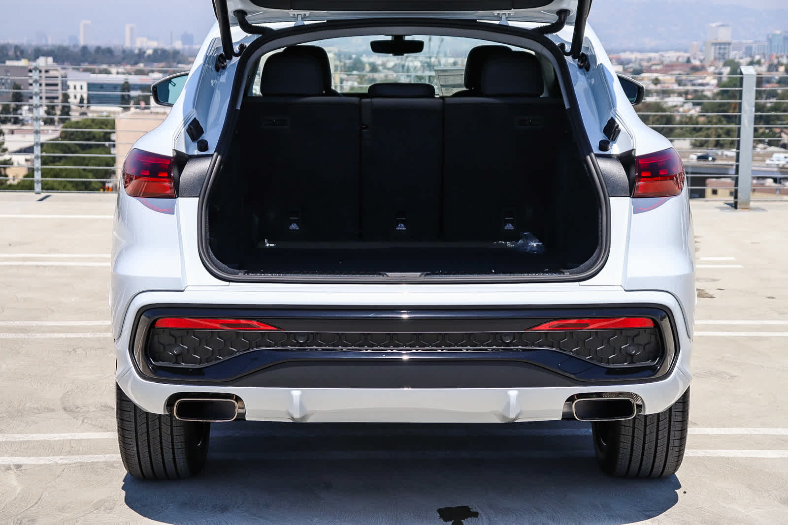 Thumbnail: 2026 Audi Q5 - 33