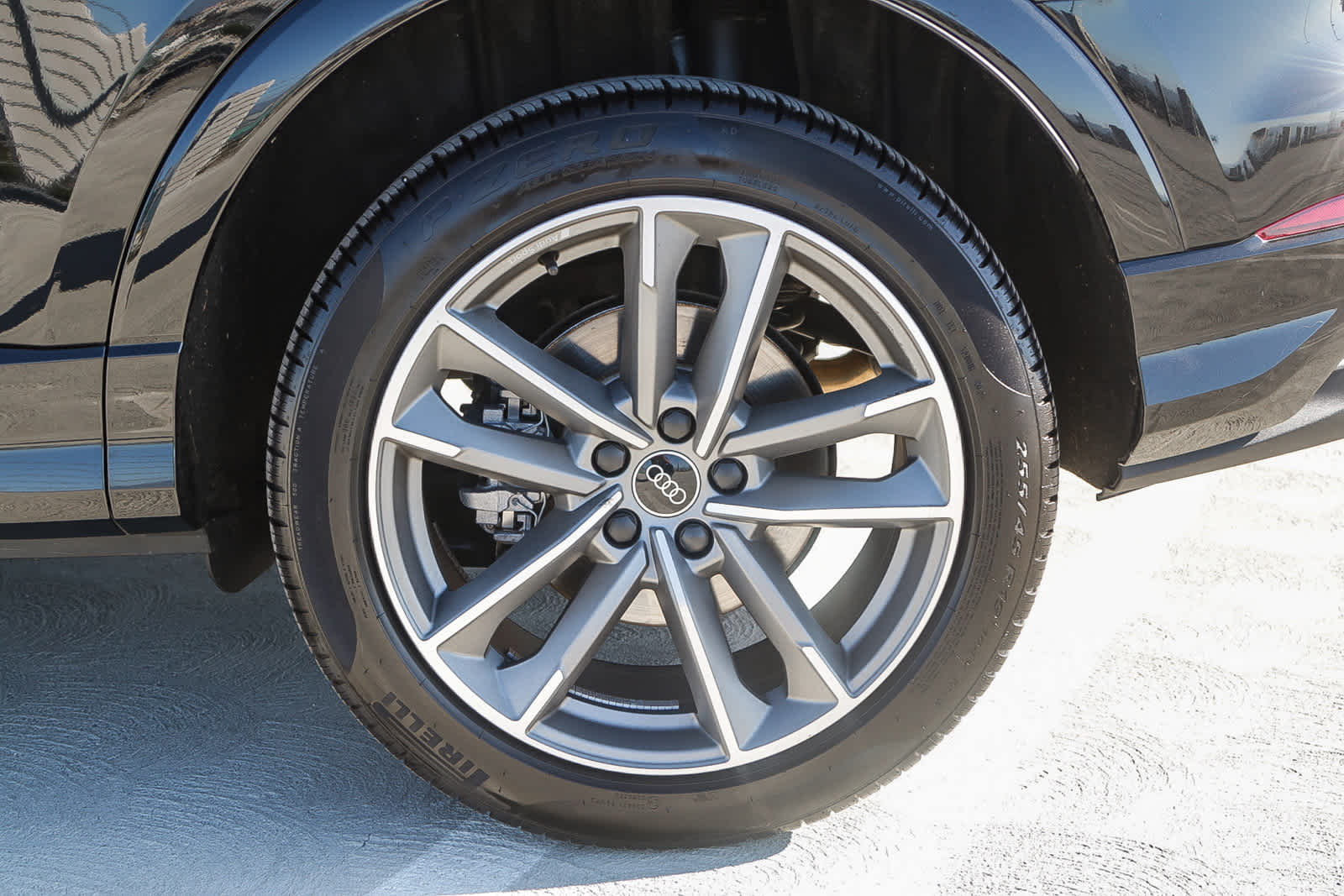 Thumbnail: 2025 Audi Q3 - 10