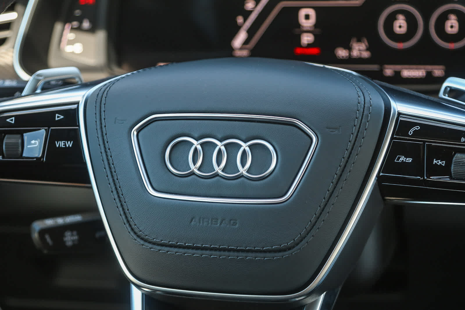 Thumbnail: 2026 Audi RS 7 - 22