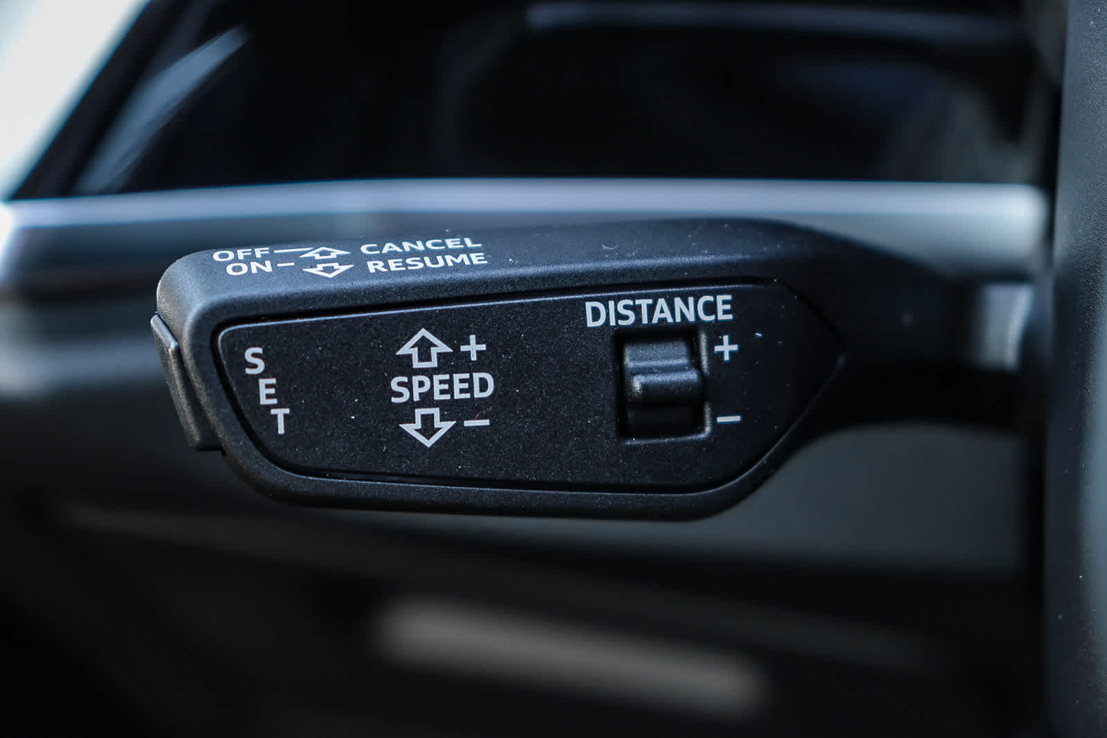 Thumbnail: 2025 Audi Q3 - 32