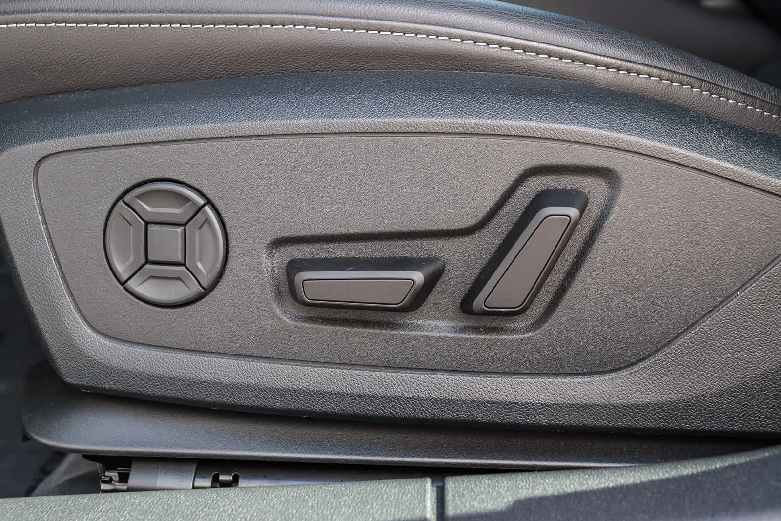 Thumbnail: 2025 Audi A3 - 27