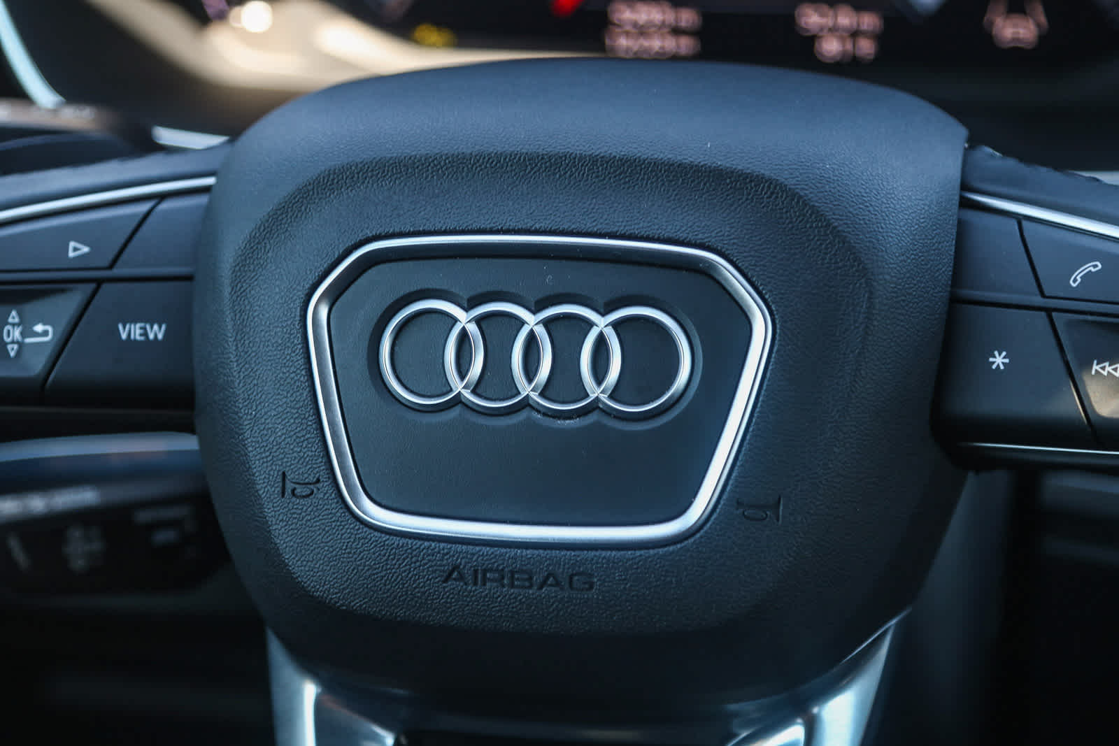 Thumbnail: 2025 Audi Q3 - 23