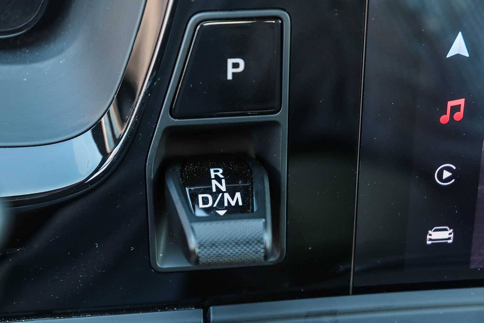 Thumbnail: 2025 Porsche Panamera - 24