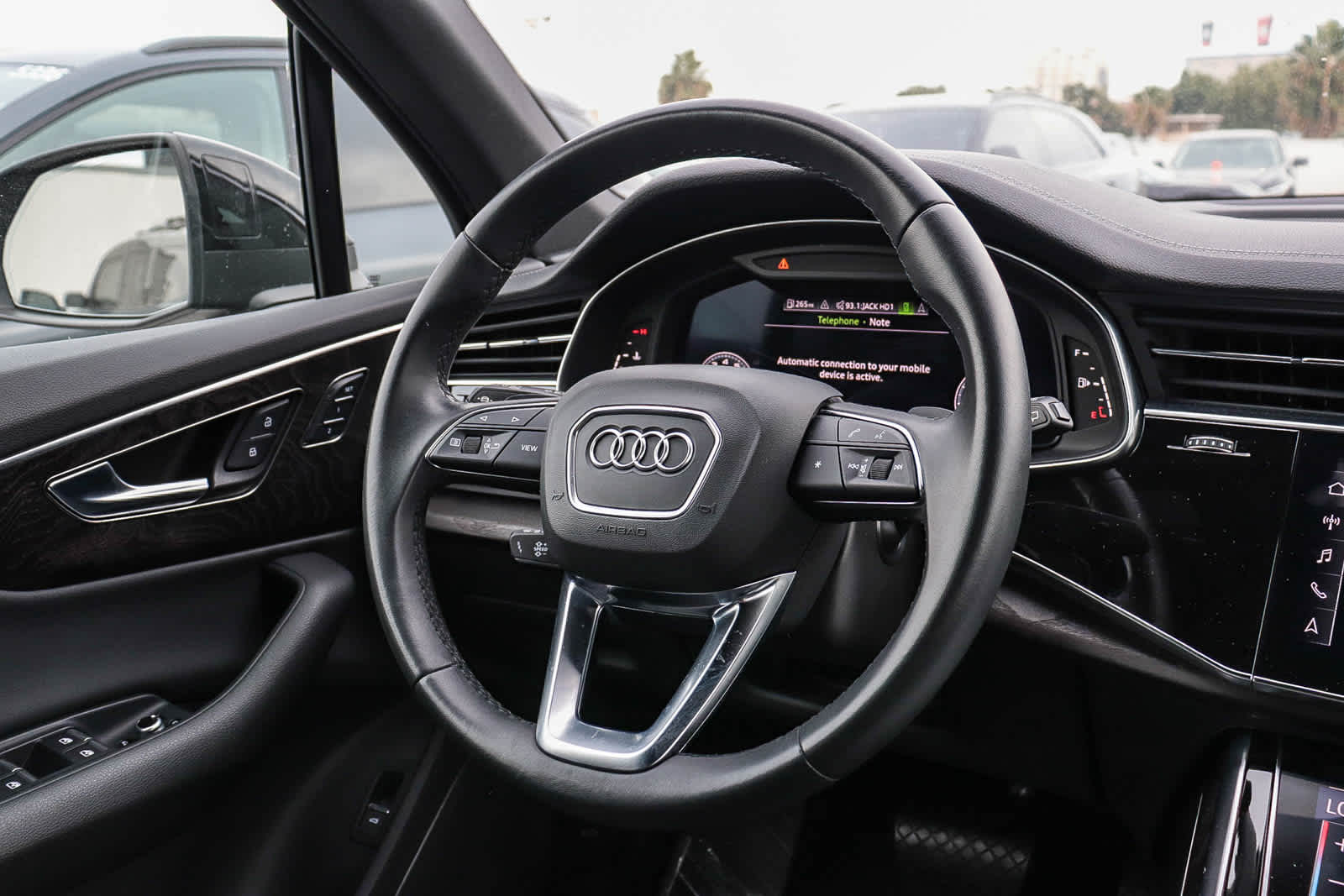 Thumbnail: 2023 Audi Q7 - 42