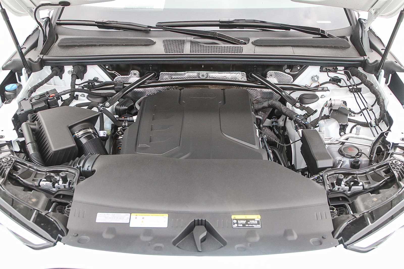 Thumbnail: 2025 Audi Q5 - 28