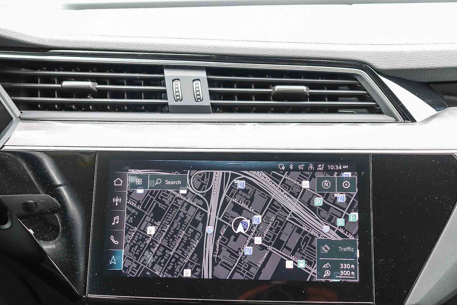 Thumbnail: 2024 Audi Q8 e-tron - 19