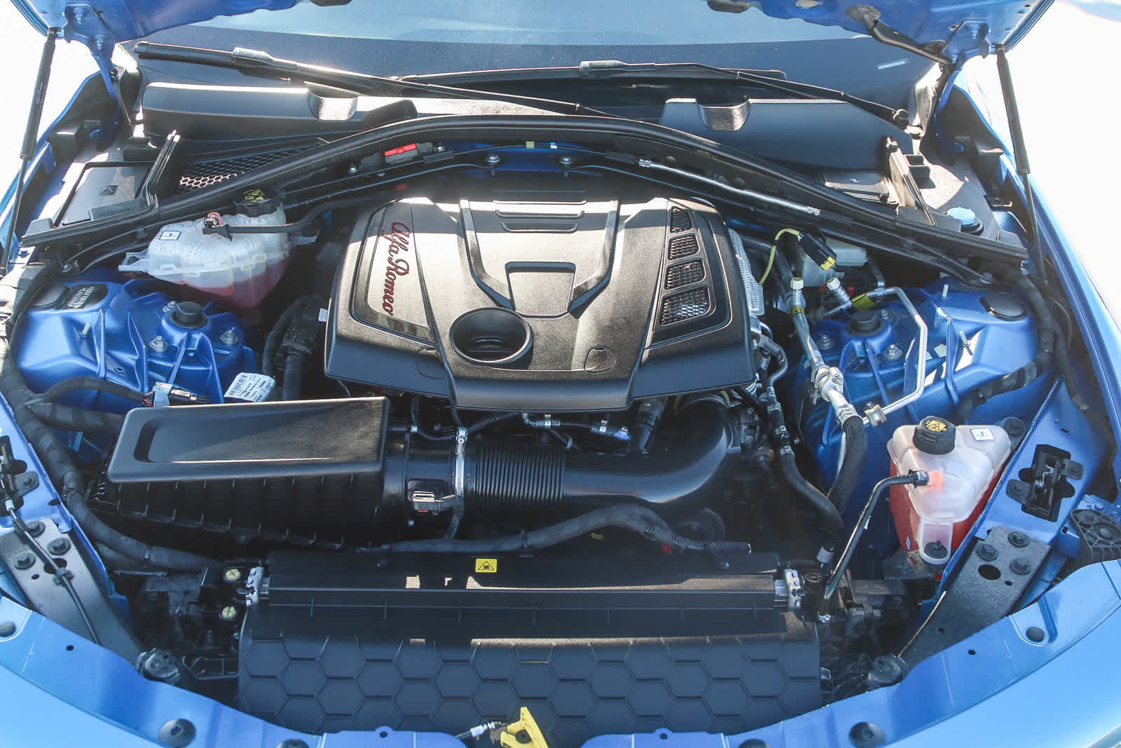 Thumbnail: 2019 Alfa Romeo Giulia - 39