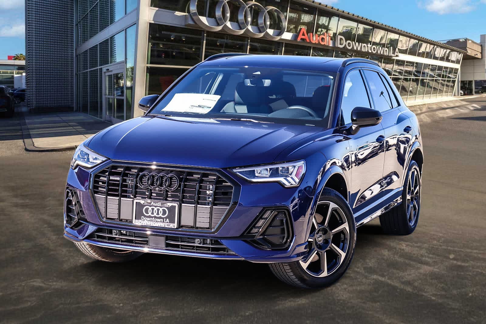 Thumbnail: 2025 Audi Q3 - 1